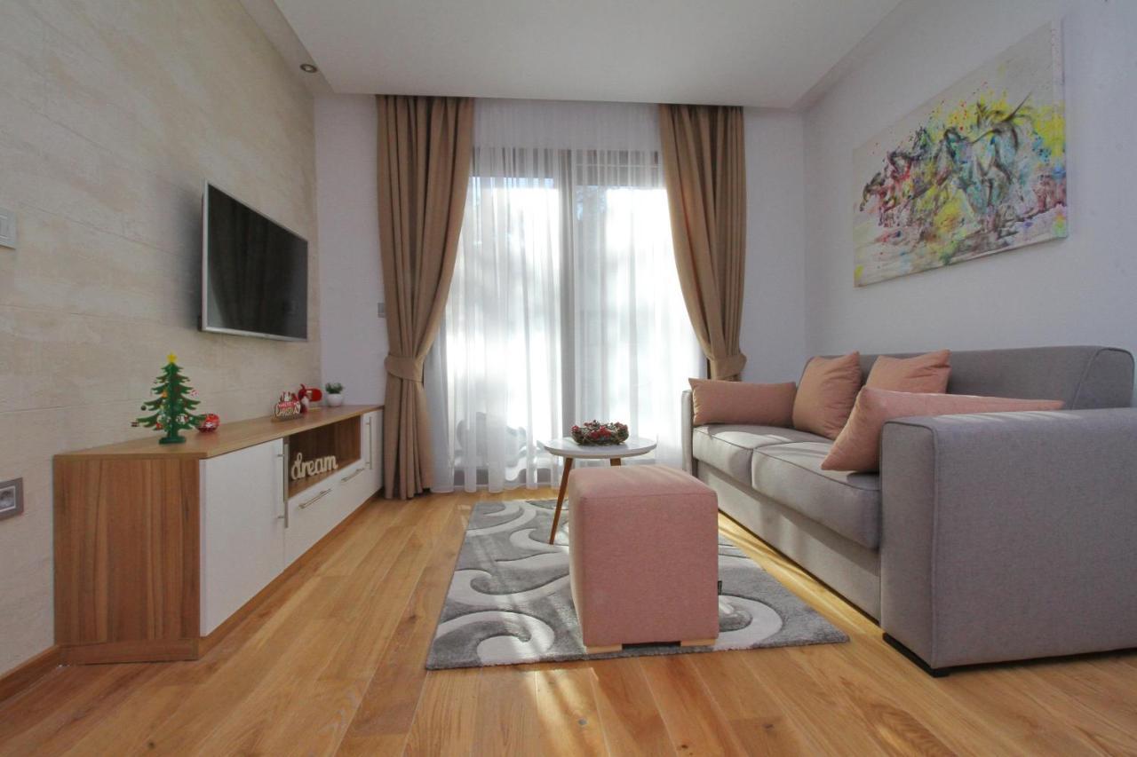 Time Out Lux Apartmani Zlatibor Eksteriør billede